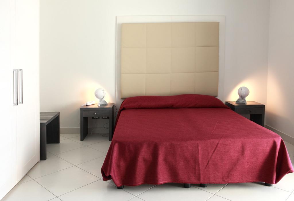 Aparthotel Brezza Di Grecale Trapani Pokoj fotografie