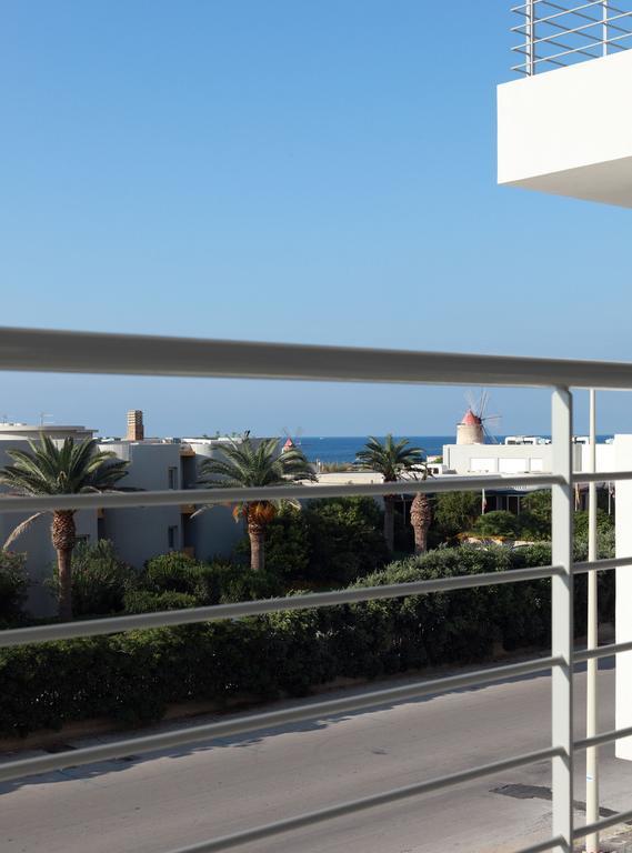 Aparthotel Brezza Di Grecale Trapani Pokoj fotografie
